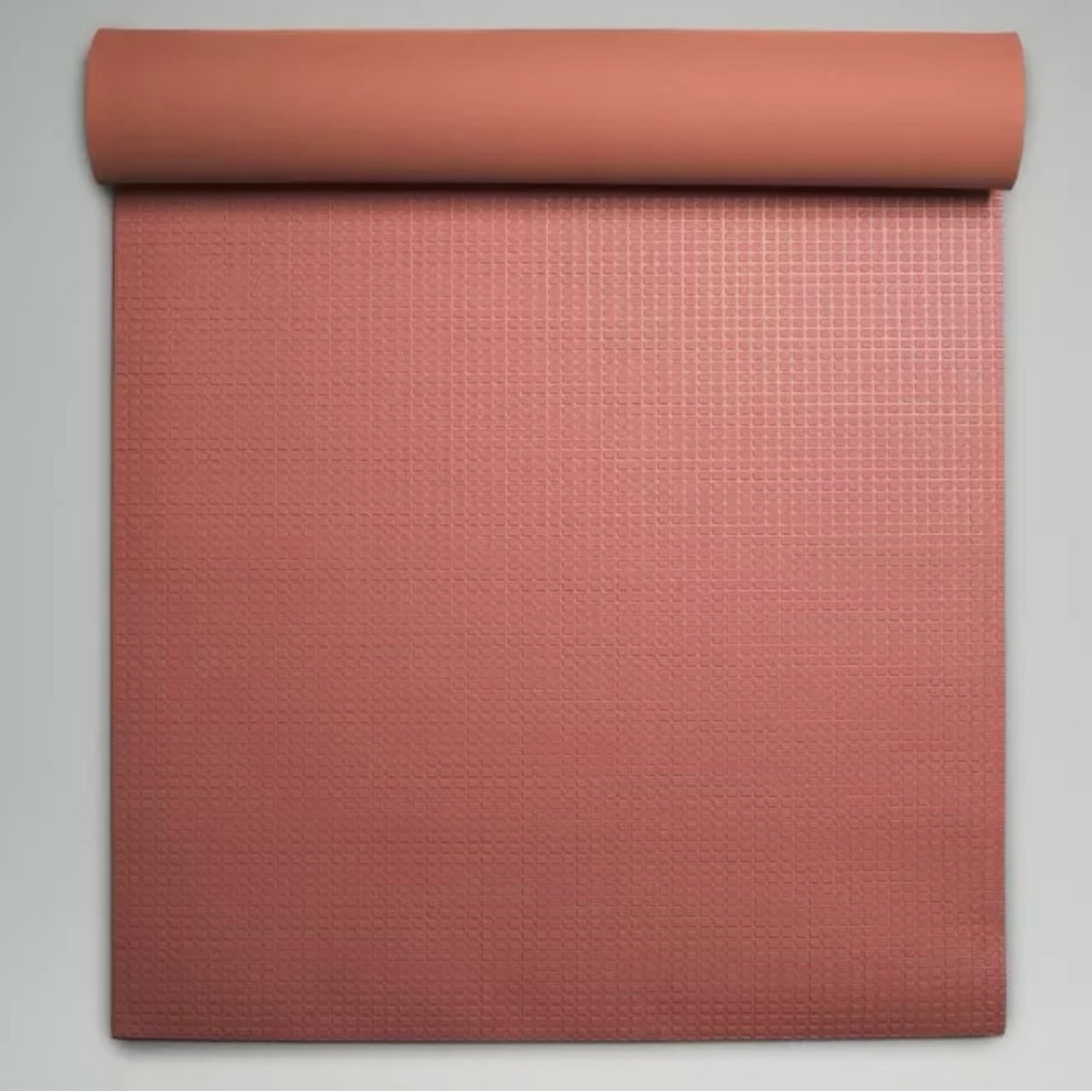lululemon The Lightweight Mat 5mm LIKE NEW